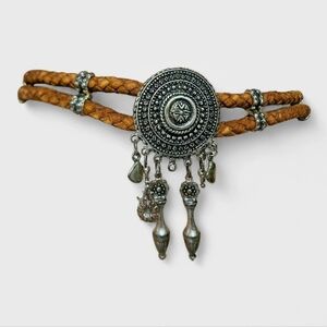 Vintage Made in Italy Braided Leather Medallion Belt – Artisan Statement Piece Vintage Made in Italy Braided Leather Medallion Belt  main image 3